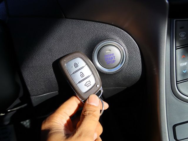 會長の店認證車/五重送專案☆小改款ELANTRA EX 1.8 旗艦版.一手車+里程數保證.六安.免鑰匙.安卓大螢幕  第8張相片