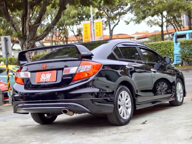 會長の店認證車/五重送專案☆頂級 HONDA 喜美九代 1.8 VTI-S.一手+里程數保證.換檔快撥.電動天窗.大螢幕  第2張相片
