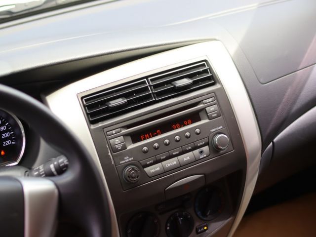 會長の店認證車/五重送專案☆末代NISSAN LIVINA 1.6‧一手+里程數保證.胎壓偵測器.極新內裝  第7張相片