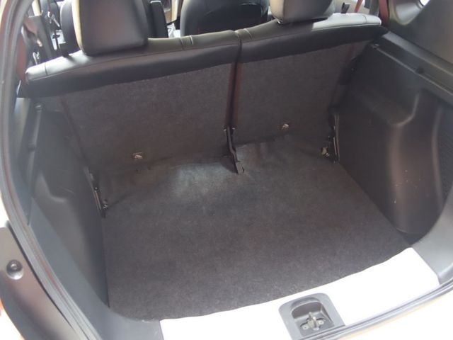 會長の店認證車/五重送專案☆末代NISSAN LIVINA 1.6‧一手+里程數保證.胎壓偵測器.極新內裝  第13張相片