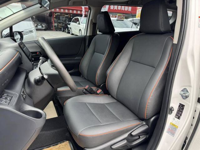 會長の店認證車★小改款七人座里程數保證‧雙電動滑門‧八安‧自動煞車警示‧循跡防滑‧車道偏移  第4張相片