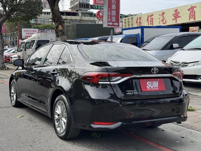 會長の店認證車☆自用車證只跑5萬公里，ACC跟車，車道偏移，AEB自動煞停，後座出風口  第2張相片