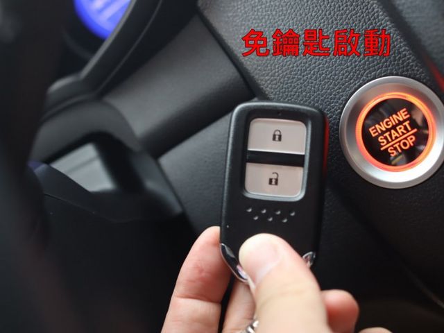 會長の店認證車☆旗艦S版小改款1.5S‧一手車＋保證保證只跑5萬公里/衛星導航/倒車顯影/皮椅/極美車況  第9張相片