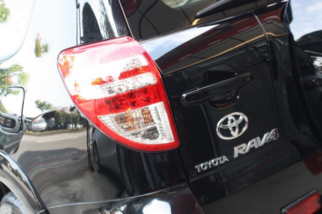 會長の店認證車☆頂級末代 RAV4 2.4G.自用車+保證只跑17萬公里‧電動座椅.定速•電動天窗  第18張相片