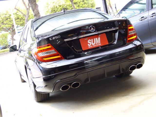 會長の店認證車/五重送專案☆小改款C250 AMG •自用車+里程數保證/電動天窗/安卓大螢幕  第2張相片