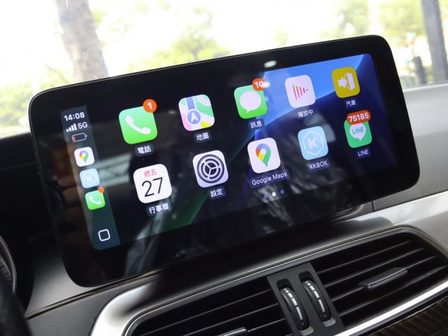 會長の店認證車/五重送專案☆小改款C250 AMG •自用車+里程數保證/電動天窗/安卓大螢幕  第8張相片