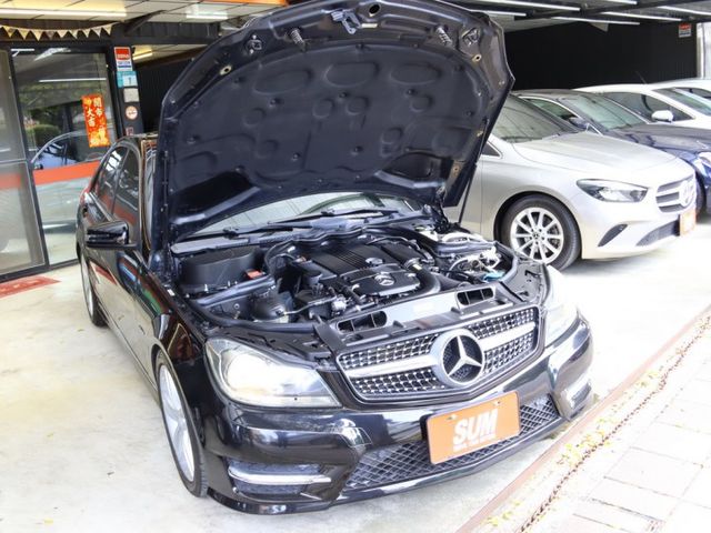 會長の店認證車/五重送專案☆小改款C250 AMG •自用車+里程數保證/電動天窗/安卓大螢幕  第20張相片