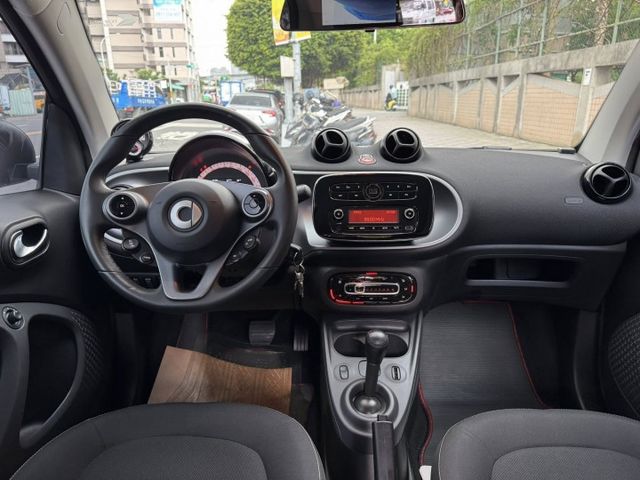 會長の店認證車/五重送專案☆總代理最頂級小改款PASSION 1.0‧自用保證跑5萬公里‧五安+選配全景天窗  第3張相片