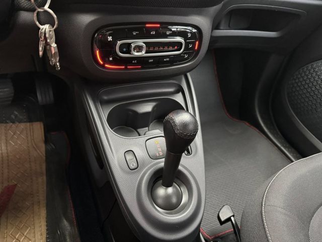 會長の店認證車/五重送專案☆總代理最頂級小改款PASSION 1.0‧自用保證跑5萬公里‧五安+選配全景天窗  第12張相片