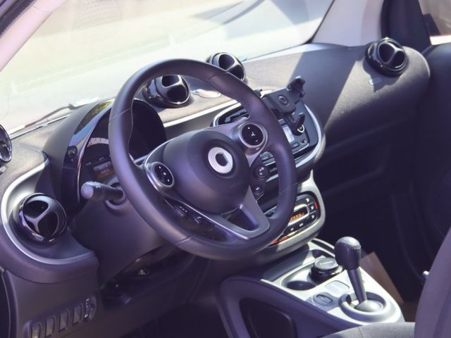 會長の店認證車/五重送專案☆總代理最頂級小改款PASSION 1.0‧自用保證跑6萬公里‧四安+安卓大螢幕  第3張相片