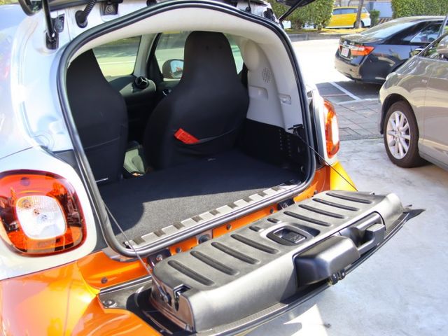 會長の店認證車/五重送專案☆總代理最頂級小改款PASSION 1.0‧自用保證跑6萬公里‧四安+安卓大螢幕  第14張相片