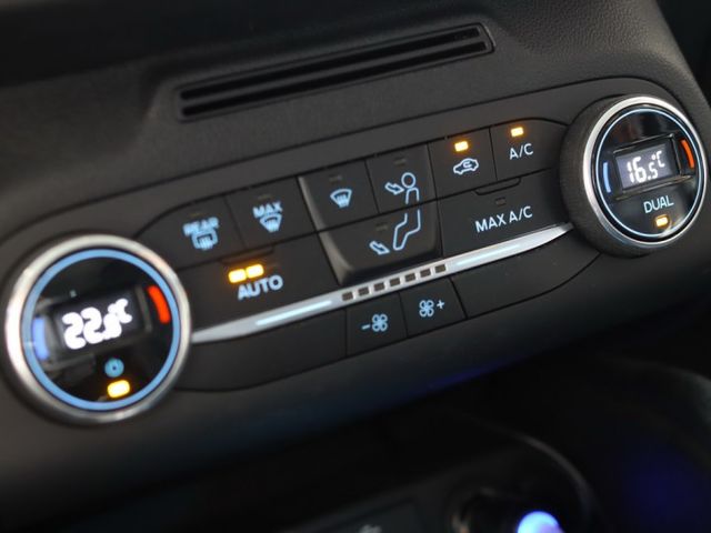 會長の店認證車☆新車保固.旗艦數位儀表 任性版1.5T/一手只跑4萬公里★ACC跟車/車道偏移/電動座椅/B&O音響  第8張相片