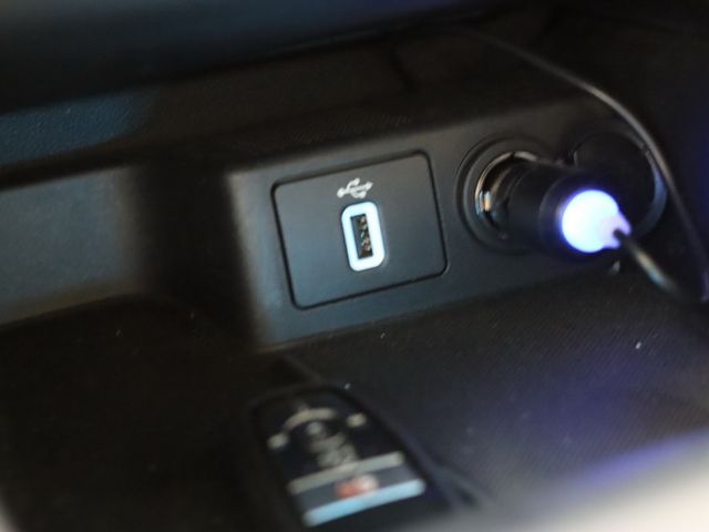 會長の店認證車☆新車保固.旗艦數位儀表 任性版1.5T/一手只跑4萬公里★ACC跟車/車道偏移/電動座椅/B&O音響  第12張相片