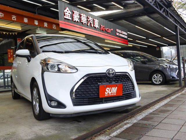 會長の店認證車★小改款七人座里程數保證‧雙電動滑門‧八安‧自動煞車警示‧循跡防滑‧車道偏移  第1張相片