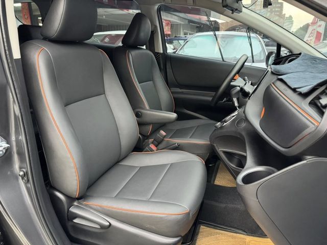 會長の店認證車☆21年式小改款少見七人座客車～頂級八安1.8.一手車+保證只跑51000公里‧免鑰匙+雙電滑門•巡跡  第4張相片