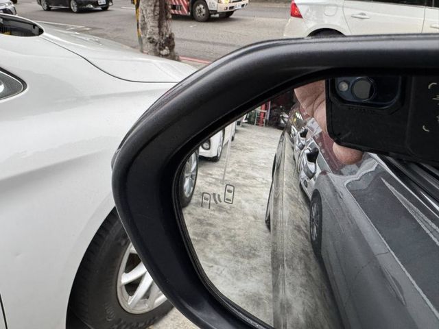 會長の店認證車☆21年式小改款少見七人座客車～頂級八安1.8.一手車+保證只跑51000公里‧免鑰匙+雙電滑門•巡跡  第14張相片