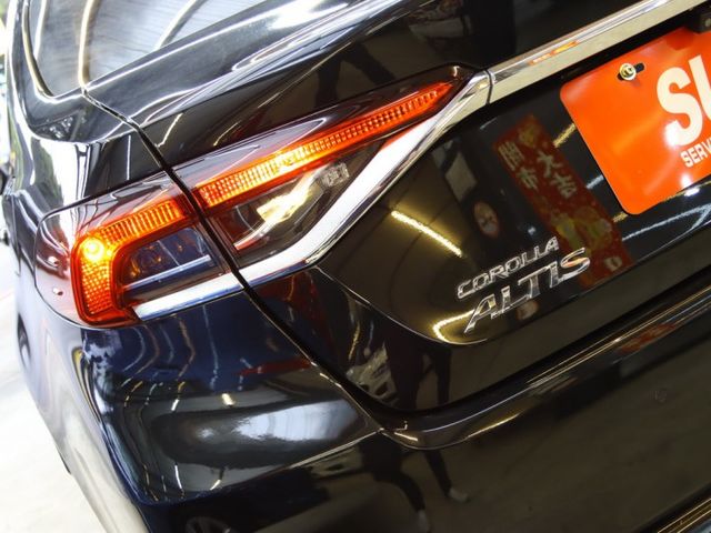 會長の店認證車☆極美跑超少 ALTIS 1.8豪華版/一手自用只跑5萬/ACC跟車/車道偏移/自動煞停  第19張相片