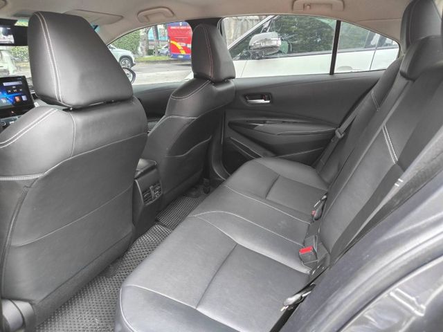 會長の店認證車☆五重送專案～純一手自用保證只跑3萬，ACC全速域跟車+車道偏移，車道置中  第5張相片