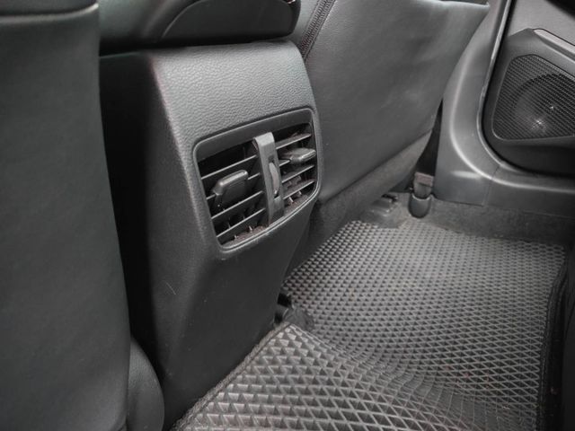 會長の店認證車☆五重送專案～純一手自用保證只跑3萬，ACC全速域跟車+車道偏移，車道置中  第11張相片