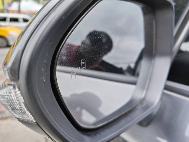 會長の店認證車☆五重送專案～純一手自用保證只跑3萬，ACC全速域跟車+車道偏移，車道置中  第14張相片