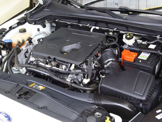 會長の店認證車☆大改款有電動座椅～1.5 ST LINE 少見賽道版/一手跑8萬/ACC跟車/自動煞停/盲點/車道偏移  第17張相片