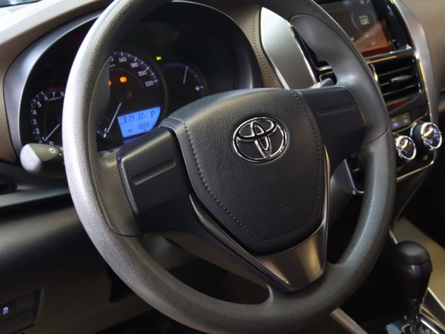 會長の店認證車☆末代 YARIS Crossover.一手跑18000公里.九安全氣囊.巡跡防滑.感應頭燈.車頂行李架  第6張相片