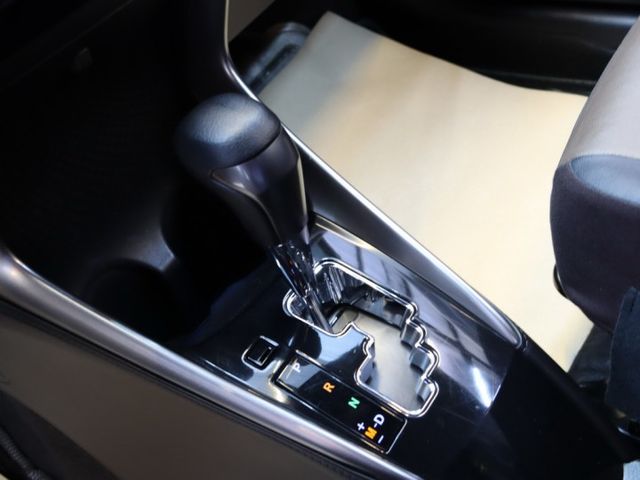 會長の店認證車☆末代 YARIS Crossover.一手跑18000公里.九安全氣囊.巡跡防滑.感應頭燈.車頂行李架  第13張相片