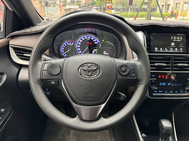 會長の店認證車☆YARIS 1.5 S版空力套件＋加裝下巴/免鑰啟動/一手里程數保證/巡跡防滑/車道偏移/自動煞停  第6張相片