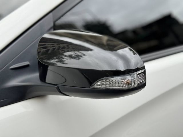 會長の店認證車☆YARIS 1.5 S版空力套件＋加裝下巴/免鑰啟動/一手里程數保證/巡跡防滑/車道偏移/自動煞停  第12張相片