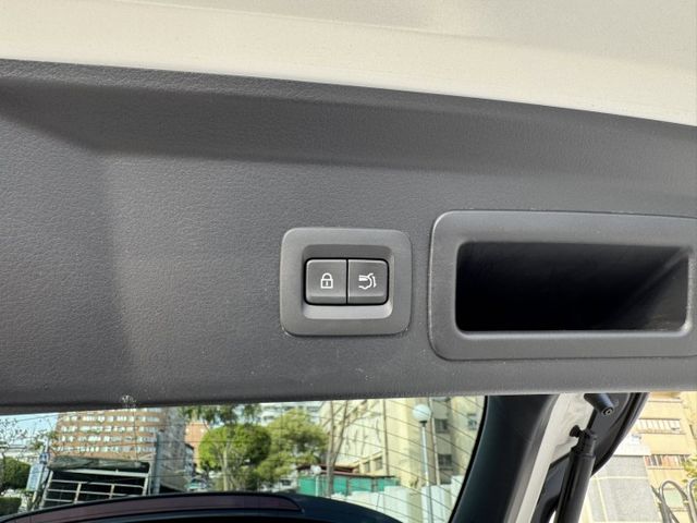 會長の店認證車/全車保固☆新入庫 CX-30 20S Premium‧ACC跟車/車道偏移/自動煞停/環景影像  第15張相片