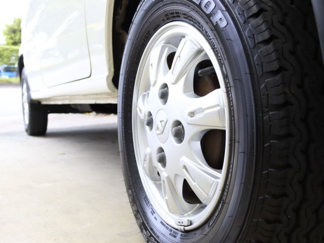 會長の店認證車☆1.5自排小改款/一手車/黑皮椅/盲點/定速+中央空調後出風口/巡跡防滑/美到冒泡  第16張相片