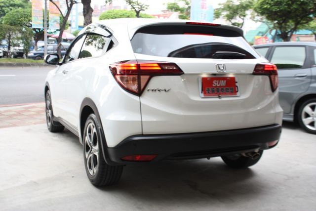 會長の店認證車/五重送專案☆HRV 1.8 VTI-S.一手車+里程數保證‧免鑰匙.定速.巡跡防滑  第2張相片