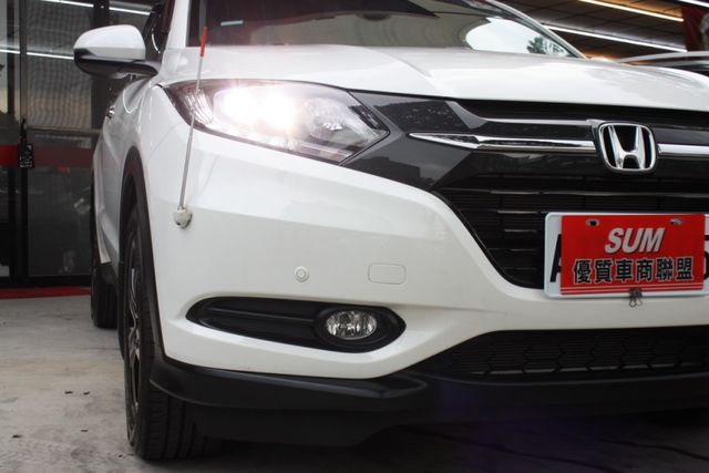 會長の店認證車/五重送專案☆HRV 1.8 VTI-S.一手車+里程數保證‧免鑰匙.定速.巡跡防滑  第17張相片