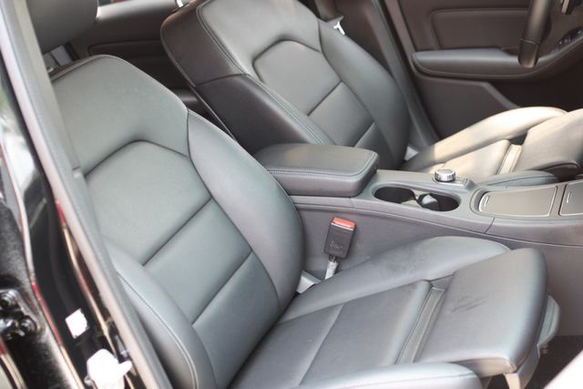 會長の認證車/五重送專案☆總代理B180.自用跑8萬/選配4門摸門/免鑰匙/電動椅/倒車顯影/6/4分離座椅  第4張相片