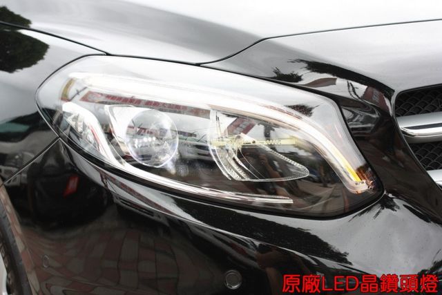 會長の認證車/五重送專案☆總代理B180.自用跑8萬/選配4門摸門/免鑰匙/電動椅/倒車顯影/6/4分離座椅  第20張相片