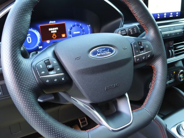 會長の店認證車/新車保固中～新車價120幾萬2.0 ST/大滿配/只跑3萬公里./ACC跟車/360度環景/腳踢電尾門  第6張相片