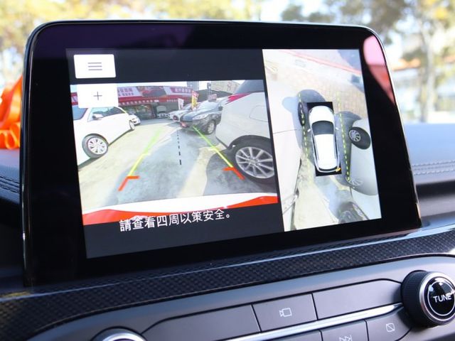 會長の店認證車/新車保固中～新車價120幾萬2.0 ST/大滿配/只跑3萬公里./ACC跟車/360度環景/腳踢電尾門  第9張相片