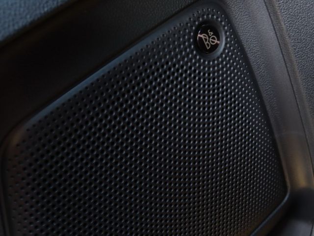 會長の店認證車/新車保固中～新車價120幾萬2.0 ST/大滿配/只跑3萬公里./ACC跟車/360度環景/腳踢電尾門  第14張相片