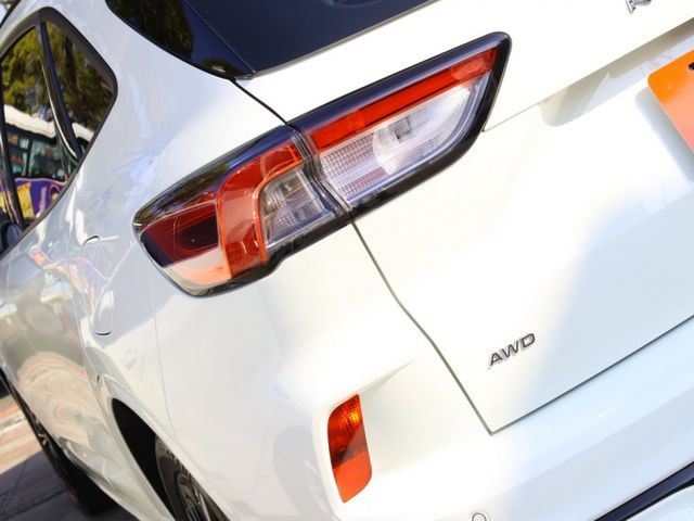 會長の店認證車/新車保固中～新車價120幾萬2.0 ST/大滿配/只跑3萬公里./ACC跟車/360度環景/腳踢電尾門  第19張相片