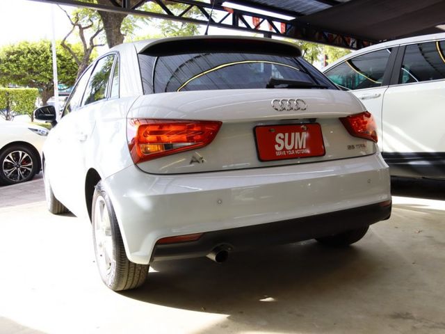 會長の店認證車/五重送專案+全車保固☆總代理 AUDI A1 1.0 25TSFI.自用跑六萬公里.倒車顯影.循跡防滑  第2張相片
