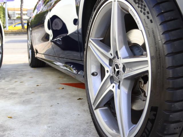 會長の店認證車/朋友託售～二年保固☆旗艦小改款C250 AMG黑沈木•自用車+只跑6萬多公里/選配全景天窗/選配大螢幕  第14張相片