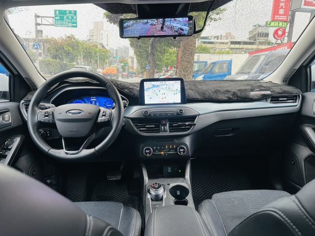 會長の店認證車☆新車保固.旗艦數位儀表 任性版1.5T/一手只跑4萬公里★ACC跟車/車道偏移/電動座椅/B&O音響  第3張相片
