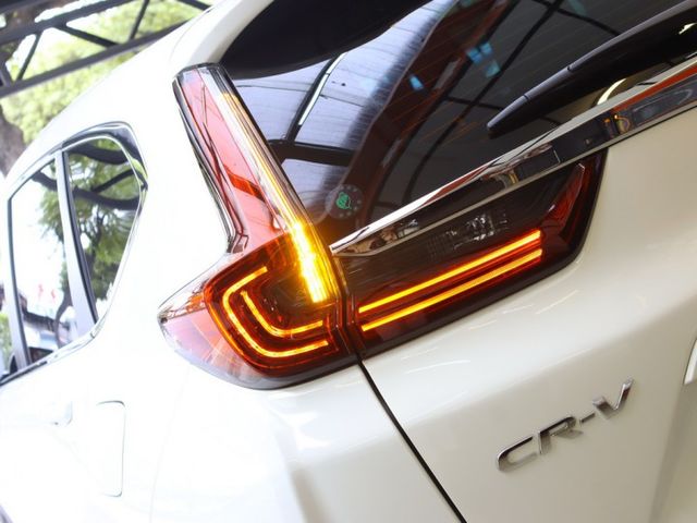 會長の店認證車/五重送專案☆小改款1.5 VTI-S版.一手車+里程數保證‧ACC跟車.車道偏移.自動煞停  第20張相片