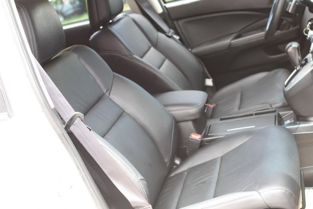 會長の店認證車/五重送專案+全車保固☆頂級小改款 2.4VTI-S.一手車+里程數保證.四安+電動天窗.右側車道變換影像  第4張相片