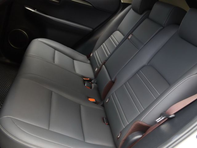 會長の店認證車☆NX200菁英PLUS版•一手車+只跑五萬多•ACC跟車‧車道偏移‧自動煞停.電動尾門  第5張相片