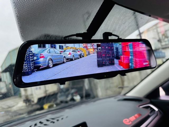 會長の店認證車☆五重送專案☆小改款MAZDA6 2.0 SKY-G.自用車跑九萬.免鑰匙.定速.導航.倒車顯影  第15張相片