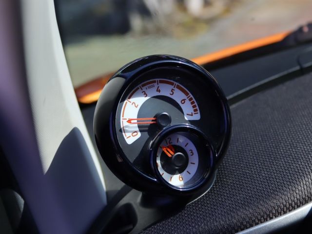 會長の店認證車/五重送專案☆總代理最頂級小改款PASSION 1.0‧自用保證跑6萬公里‧四安+安卓大螢幕  第10張相片
