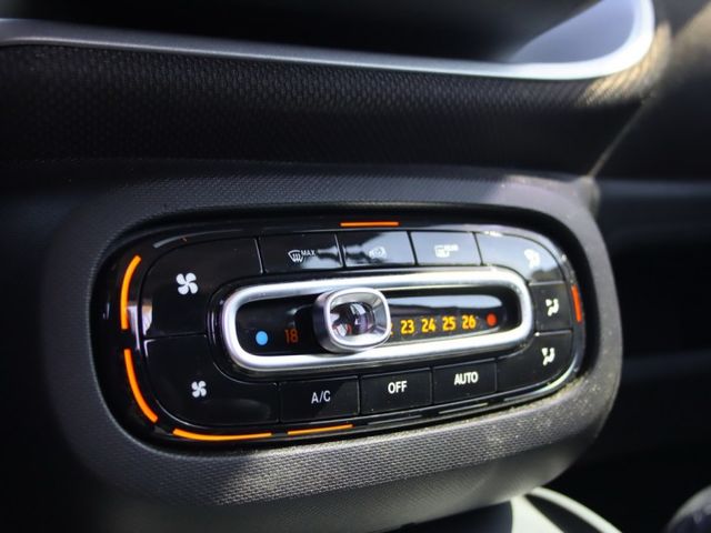 會長の店認證車/五重送專案☆總代理最頂級小改款PASSION 1.0‧自用保證跑6萬公里‧四安+安卓大螢幕  第12張相片