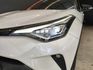 會長の店認證車/小改款 CHR 1.2 豪華版＋黑車頂/一手跑2萬多/ACC跟車/車道偏移/自動煞停/盲點偵測/空氣清靜  第20張縮圖