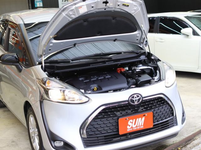 會長の店認證車☆小改款 SIENTA 1.8七人座 豪華+雙電滑門/免鑰匙/車道偏移/自動煞停/環景影像  第16張相片